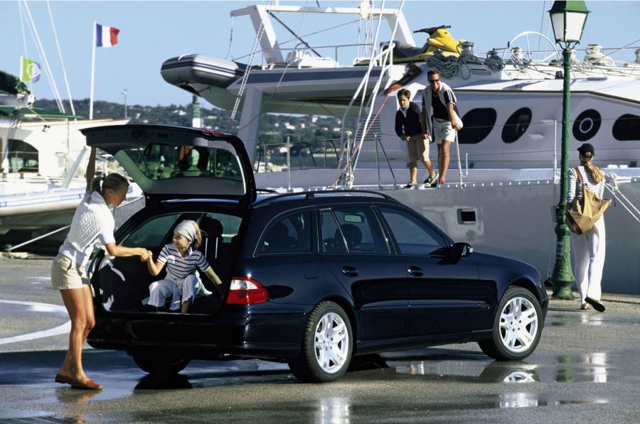  Mercedes-Benz E-Class Estate 2002 года  (фото 26 из 50)